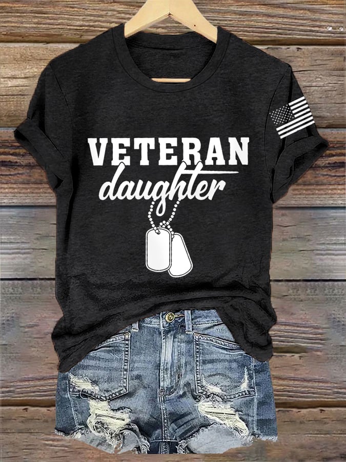 Women's Proud Veteran Daughter American Flag Casual Tee